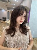 ハイレイヤーレイヤーカットくびれヘア韓国ヘアシースルーバング