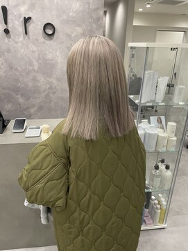 イロ(iro) シルバー×ベージュ