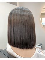 レジョワイユコンペール(Les Joyeux Comperes)&nbsp;大人ミディアムボブ