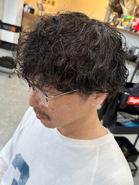 フゥ 宇都宮(FeU) 波巻きパーマメンズパーマメンズヘアツーブロックツイストパーマ