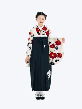 ハナココ 水戸店(hana Coco) 【キッズ袴】【小学生卒業袴】【ネットレンタル】【レンタル袴】