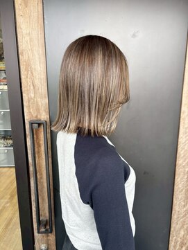 オリガミ 北佐古(ORIGAMI) 切りっぱなし×たっぷりハイライトベージュカラー