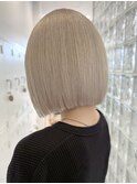 渋谷ブリーチカラータッセルボブ顔周りレイヤー切りっぱなしボブ