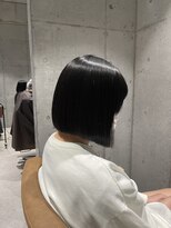 ルース(LOOSE)&nbsp;前下がり切りっぱなしボブ