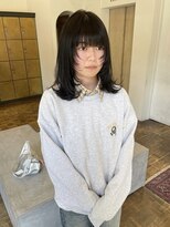 ヘアーアイスカルテット(HAIR ICI QUARTET) レイヤーウルフ前髪ぱっつんウルフアッシュブラック