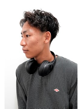 ルックグッドストア タカラヅカ(LOOK GOOD STORE TAKARAZUKA) メンズカット刈り上げセンターパートサーフカール1004