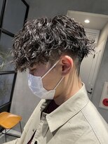 エリマバイフィフス 調布(elima by fifth) 調布波巻きパーマツイストスパイラルパーマセンターパートウルフ