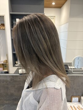 ジゼル 小倉(GiseL) バレイヤージュ/かじ