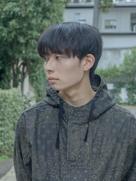 シンシ(Cinci) 王道の黒髪マッシュ