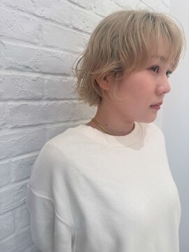 ウク 吉祥寺(Ucu) ハイトーン顔周りレイヤーボブ