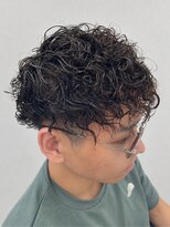 フリットグラン(FRIT GRAND) 立体感で魅せる強めスパイラルパーマ|一宮メンズ