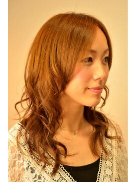 ヘアーズアンブル(hair's Amble) 柔らかい印象なベージュ系カラー