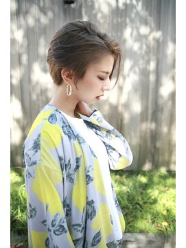 ナイン 麻布十番(NINE) ハンサムなベージュショート☆