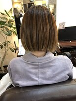 キャラ 池袋本店(CHARA)&nbsp;ブリーチ毛に縮毛矯正切りっぱなしボブ【ブリーチ矯正】