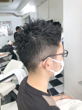 ヘッズ 本八幡店(HEADS) MEN'S HAIR センターパート ツイストスパイラル コンマヘア
