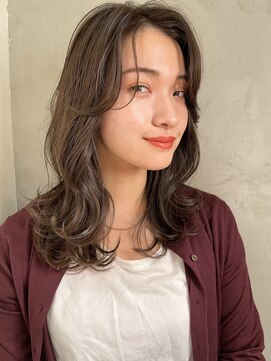 ビュートリアム 南青山(BEAUTRIUM) イメチェン ニュアンスレイヤー モテ髪レイヤー 表参道30代40代