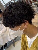 フィフス 栄(fifth)&nbsp;波巻きスパイラルパーマメンズマッシュツーブロックメンズパーマ