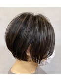ショートボブ
