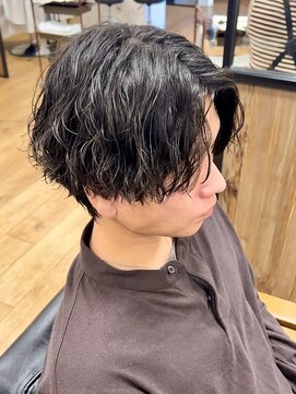 デプト(DEPT.) ツイストスパイラルパーマ波巻きスパイラルパーマセンターパート