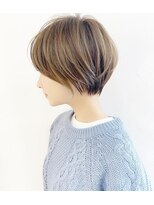 ショートボブ髪型20代30代40代50代前髪あり前髪なし面長丸顔小林