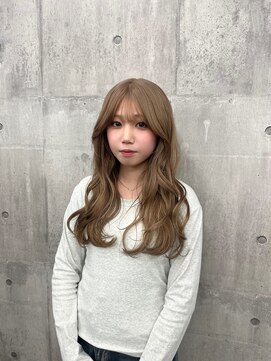 モニカ 栄店(MONIQA) ミルクティーベージュ