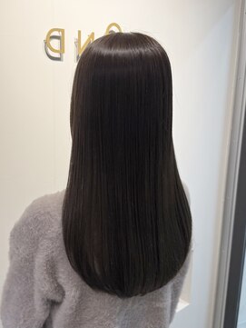 モーント(MOND) オリーブグレージュ