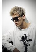 大人男子のブリーチカラー