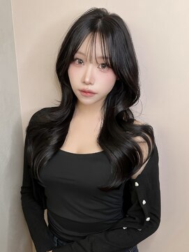 ラルムバイシー 新宿(LARME by Sea) シースルーバングハイレイヤーカット×地毛風暗髪カラー(岡崎)