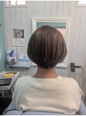 ツヤ髪ショートスタイル