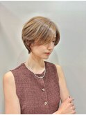 大人美人ショート/白髪ぼかしカラー