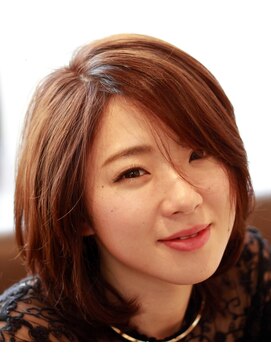 トリプル ジー(ZZZ...) ミディアムルーズボブ