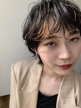 ヨロヘアー(YOLO hair) マッシュショート、デザインバング