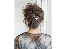 アース オーセンティック アクロスプラザ 与次郎店(EARTH Authentic)