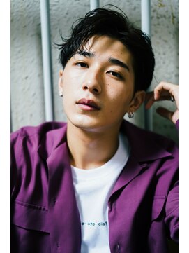 オーシャントーキョーオーバー 渋谷(OCEAN TOKYO OVER) スーツ短髪ツーブロック束感モテるパーママッシュ黒髪ナチュラル