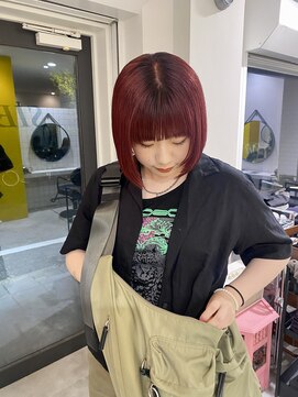 シイ(SIE) レッドカラーボブ