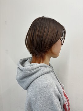 アライブ キチジョウジ(ALIVE Kichijoji) ALIVE kichijoji /　インナーカラー×ボブウルフ