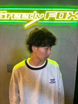 グリーディーフォックス 代々木(Greedy FOX) 波巻き/ハイライト/マッシュパーマ/ウルフ[シェービング]