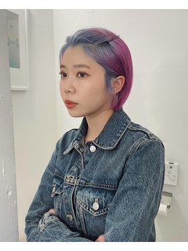 レコ 渋谷(LECO) ブルーとピンクパープルのルーツデザインカラーボブ