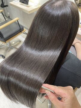 ジーナ 福岡天神(Zina) ＊毎日の髪を艶髪にしたい方は＊zina福岡天　髪質改善