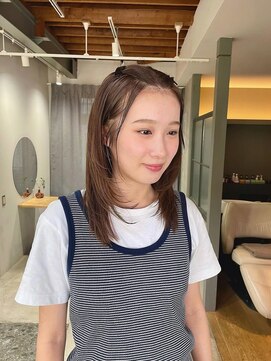 ソイ 南浦和(soi) レイヤーカットとベージュカラー