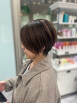 ヘアーワークス ボナ(HAIR WORKS bona.) 脱白髪染めハイライト　ナチュラルショートボブ　髪質改善Ｔｒ