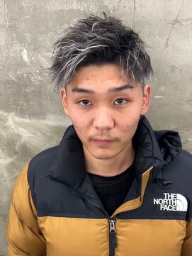 メンズサロン キング 高槻店(Men’s salon K!ng) 波巻きツイストスパイラルパーマ/フェザーパーマ/眉毛/メンズ