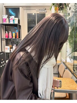 ロマリア(Lomalia) 乾かすだけでキマる髪/馴染むハイトーンケアブリーチグレージュ