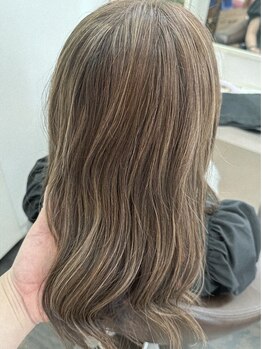 ヘアー グリーム(HAIR gLeam)の写真/髪質に悩む大人女性に向けた美髪メニュー◎理想の艶髪スタイルが人気!オーダーメイドのヘアケアをご提供♪