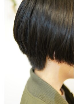 ナナシ(NaNaShi) ショート