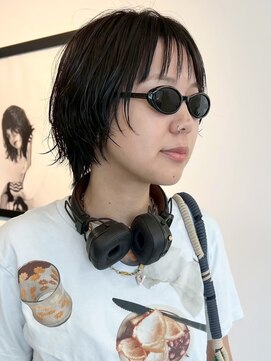 ノード(NODE) 栄束感レイヤーくびれ小顔ショートヘア