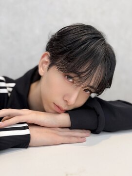 ジーナ 天神(Zina) シースルーマッシュ/ニュアンスパーマ