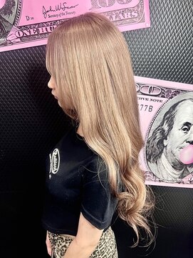 ドール(Doll) ハイトーンベージュ