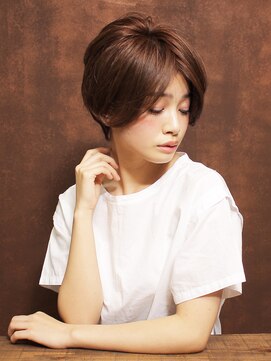 シアンデルカ(CYANDELUCCA) 大人前下がりショート