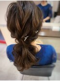 大人可愛いローポニーテール